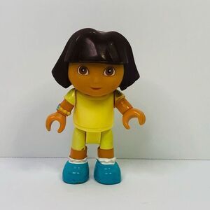 mega bloks dora‎ the explorer figure yellow outfit with blue shoes jtf